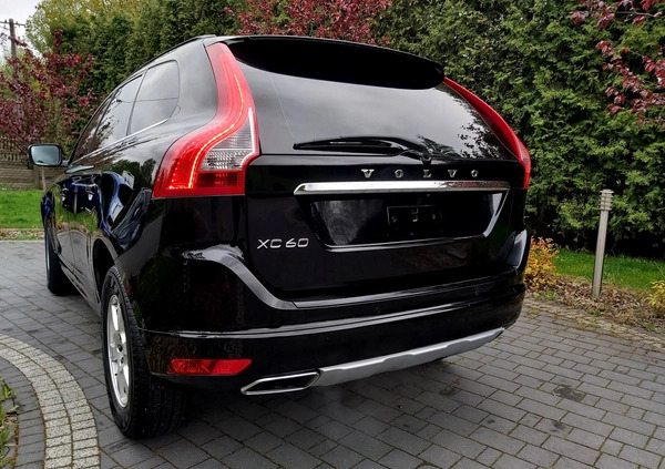 Volvo XC 60 cena 70000 przebieg: 130000, rok produkcji 2016 z Przysucha małe 436